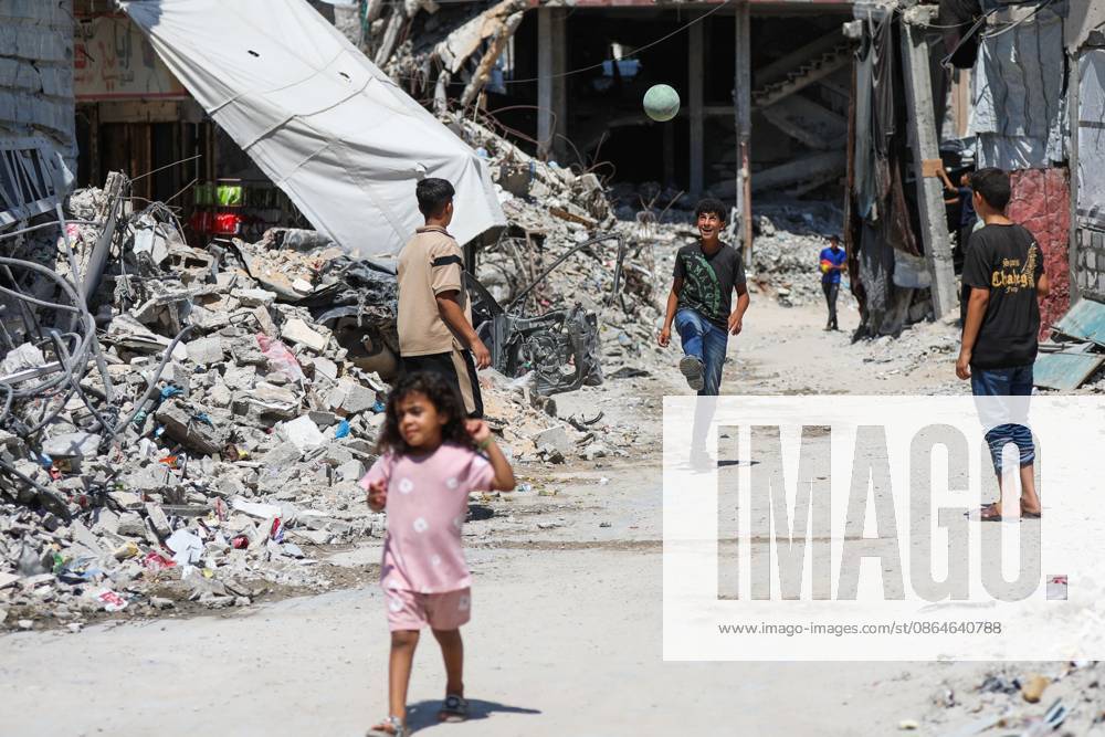 Palestinians live amid destruction in Jabalia camp JABALIA REFUGEE CAMP, NORTHERN GAZA STRIP, PALESTINE, AUGUST 23, 2026: Palestinians live amid the rubble of destroyed homes and extensive damage in Jabalia refugee camp in the northern Gaza Strip, facing difficult living conditions as they seek safety and basic necessities. JABALIA Palestine, State of