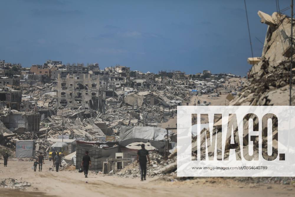 Palestinians live amid destruction in Jabalia camp JABALIA REFUGEE CAMP, NORTHERN GAZA STRIP, PALESTINE, AUGUST 23, 2026: Palestinians live amid the rubble of destroyed homes and extensive damage in Jabalia refugee camp in the northern Gaza Strip, facing difficult living conditions as they seek safety and basic necessities. JABALIA Palestine, State of