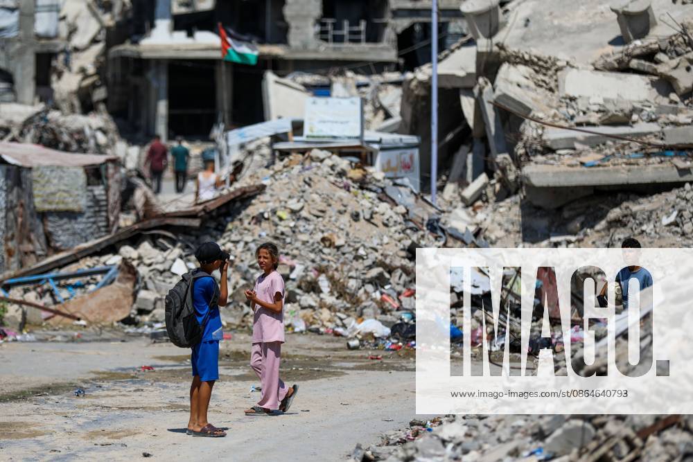 Palestinians live amid destruction in Jabalia camp JABALIA REFUGEE CAMP, NORTHERN GAZA STRIP, PALESTINE, AUGUST 23, 2026: Palestinians live amid the rubble of destroyed homes and extensive damage in Jabalia refugee camp in the northern Gaza Strip, facing difficult living conditions as they seek safety and basic necessities. JABALIA Palestine, State of