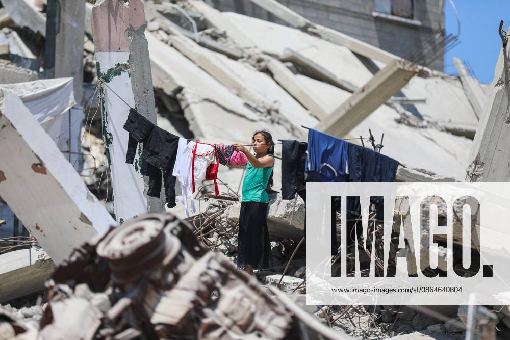 Palestinians live amid destruction in Jabalia camp JABALIA REFUGEE CAMP, NORTHERN GAZA STRIP, PALESTINE, AUGUST 23, 2026: Palestinians live amid the rubble of destroyed homes and extensive damage in Jabalia refugee camp in the northern Gaza Strip, facing difficult living conditions as they seek safety and basic necessities. JABALIA Palestine, State of