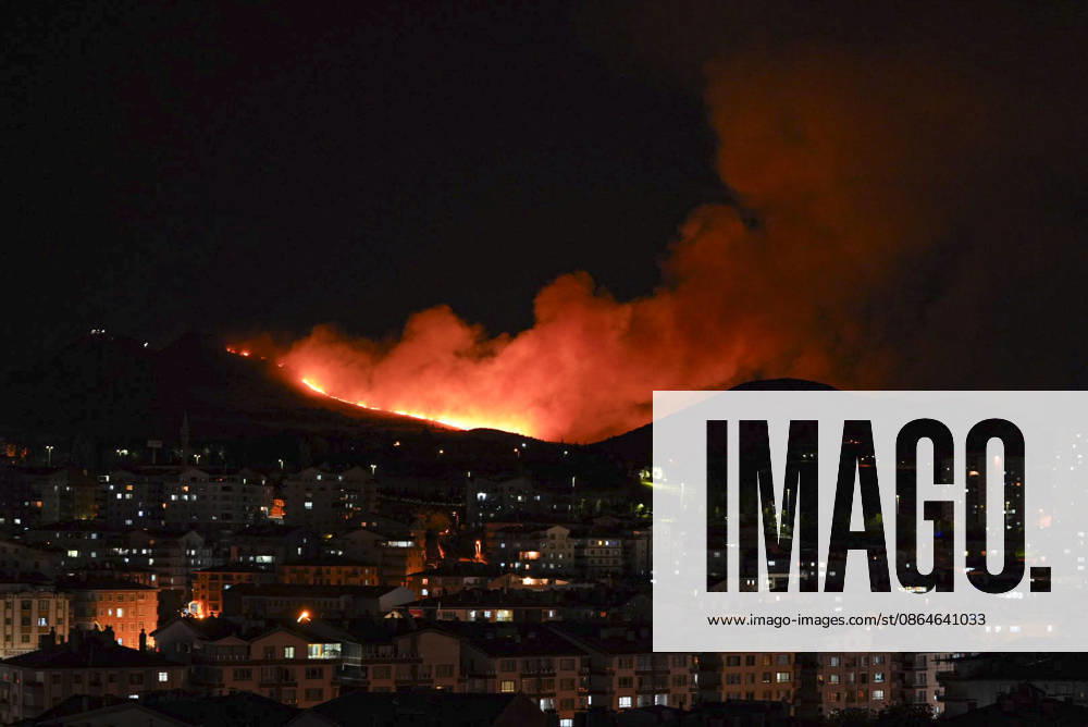 Firefighters respond to fire in wooded area in Ankara ANKARA, TURKIYE - AUGUST 23: Smoke rises from a wooded area in the Mamak district of Ankara, Turkiye on August 23, 2026, as firefighters work to extinguish the wide-scale fire using two fire trucks and three water tankers. Metin Aktas Anadolu Ankara Turkey. Editorial use only. Please get in touch for any other usage.
