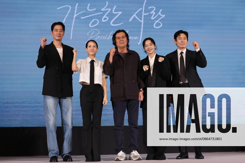 Movie Possible Love Movie Possible Love The stars of the new Netflix movie Possible Love -- Jo In-sung, Jo Yeo-jung, Jeon Do-yeon and Seol Kyung-ko (L to R) -- along with director Lee Chang-dong (C) -- pose for a photo during a publicity event in Seoul on Aug. 25, 2026. (Yonhap) 2026-08-25 12:47:50 < 1980-2026 YONHAPNEWS AGENCY. .> ¼¿ïƯº°½Ã