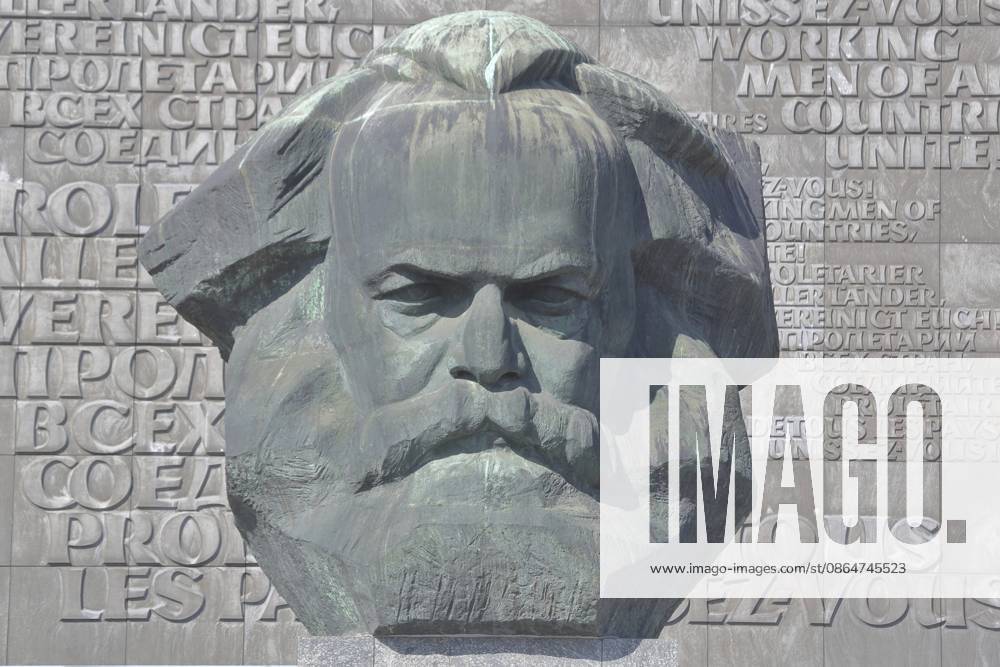 Skulptur Karl Marx von russischen Bildhauer Lew Kerbel 1971, Moderne Kunst, Kopf in Übergröße, XXL, Wahrzeichen, Großskulptur, Karl-Marx-Monument, Chemnitz, Sachsen, Deutschland Karl Marx sculpture by Russian sculptor Lew Kerbel 1971, modern art, oversized head, XXL, landmark, large sculpture, Karl Marx Monument, Chemnitz, Saxony, Germany