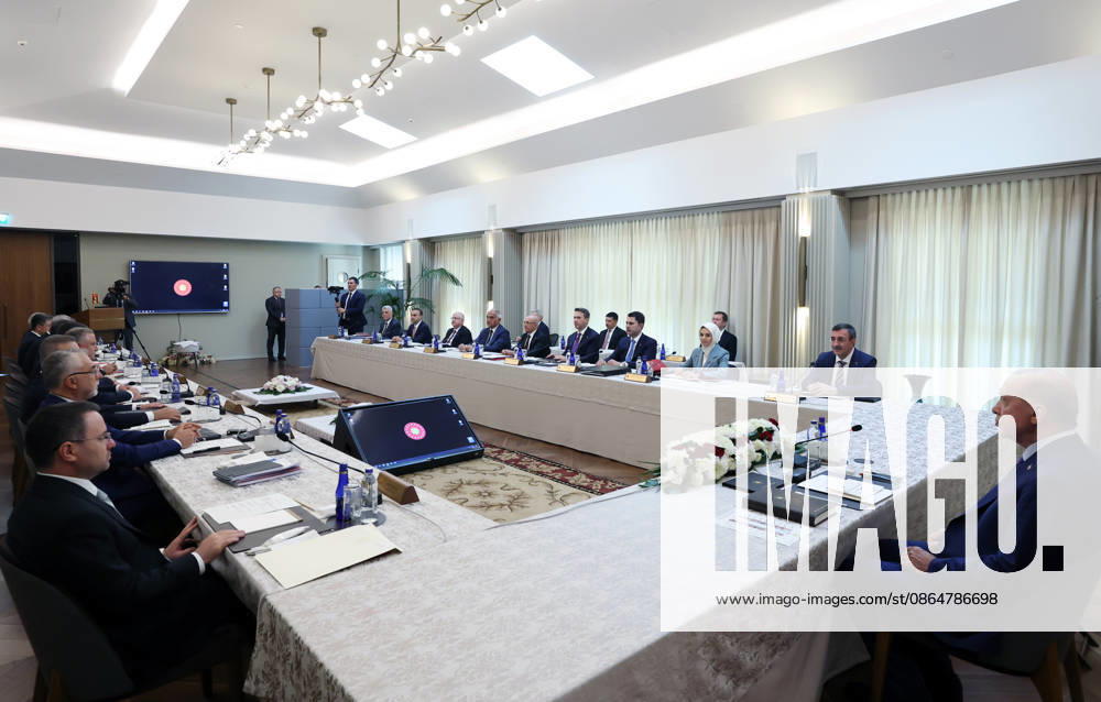 Turkish President Recep Tayyip Erdogan BITLIS, TURKIYE - AUGUST 25: (---- - MANDATORY CREDIT - TURKISH PRESIDENCY MURAT CETINMUHURDAR HANDOUT - NO MARKETING NO ADVERTISING CAMPAIGNS - DISTRIBUTED AS A SERVICE TO CLIENTS----) Turkish President Recep Tayyip Erdogan chairs the Cabinet Meeting at Ahlat Presidential Complex in Bitlis, Turkiye on August 25, 2026. TUR Presidency Murat Cetinmuhurdar Anadolu Bitlis Turkey. Editorial use only. Please get in touch for any other usage.