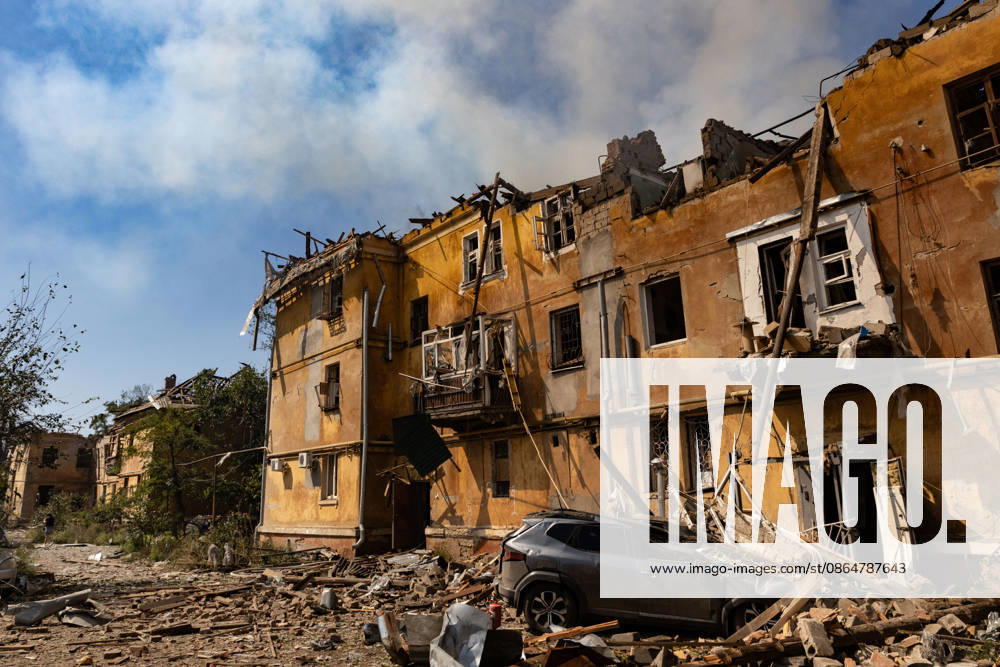 Aftermath of Russian attack on Ukraine s Kramatorsk KRAMATORSK, UKRAINE - AUGUST 25: A view of a residential building destroyed and charred following a Russian airstrike in Kramatorsk, Ukraine, on August 25, 2026. Francisco Richart Anadolu Kramatorsk Ukraine. Editorial use only. Please get in touch for any other usage.