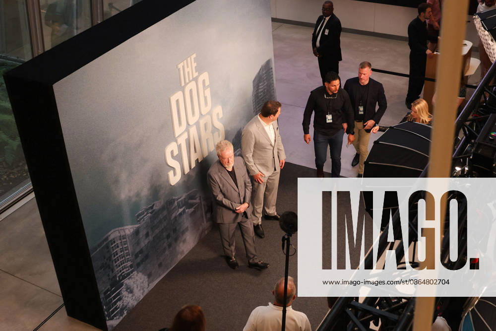 Exclusive: Ridley Scott steps out of the car for the premiere of the film *The Dog Stars* at the Pathé Palace in Paris, France, on August 25, 2026. Jasmine Aissaoui Bestimage Exclusive: Ridley Scott steps out of the car for the premiere of the film *The Dog Stars* at the Pathé Palace in Paris, France, on August 25, 2026 Paris France
