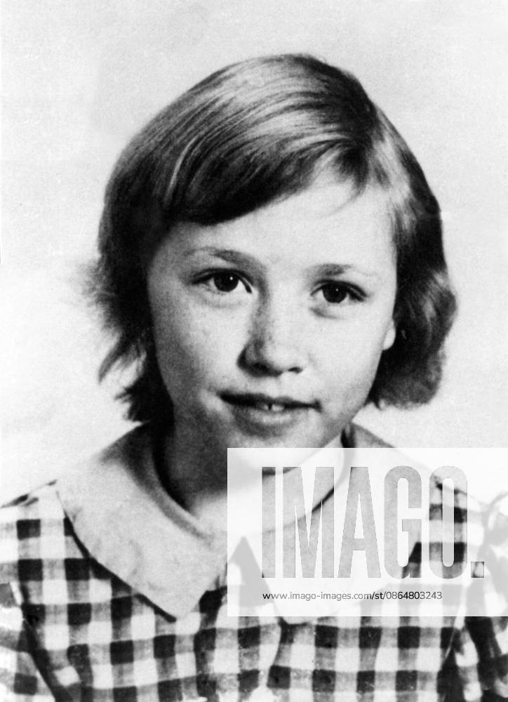 Photograph of Dolly Parton at age 5 in 1951. Nancy Barr MediaPunch