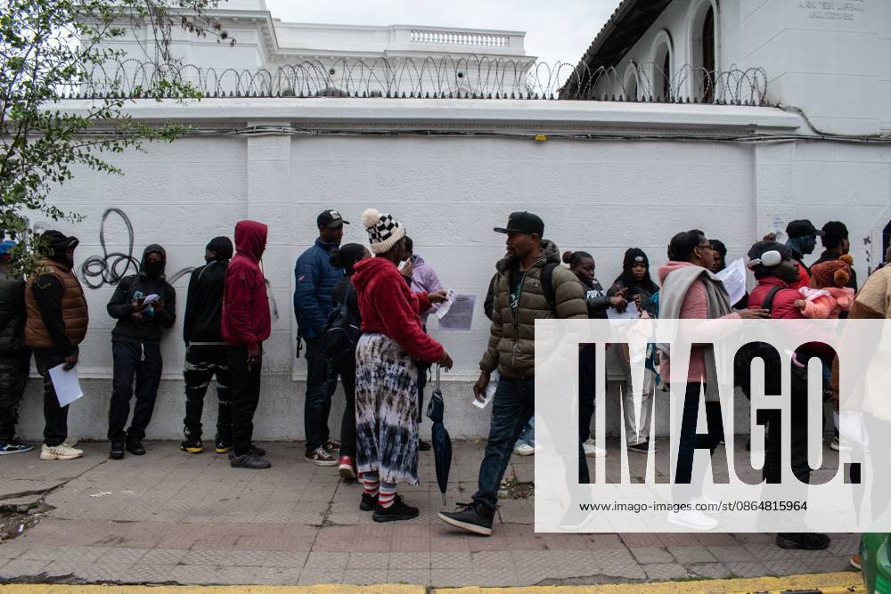 Haitians seek immigration regularization in Santiago SANTIAGO, CHILE, AUGUST 25, 2026: Haitian citizens gather at the Consulate of Haiti in Santiago to complete paperwork related to the regularization of their immigration status in Chile. Santiago Chile