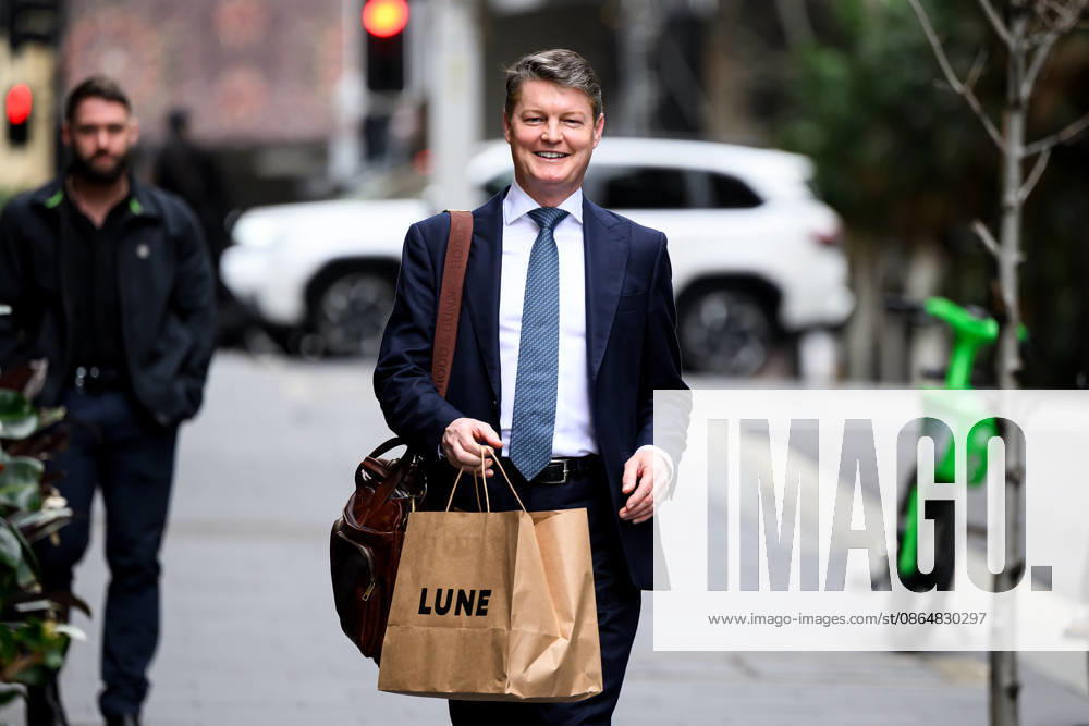 NATIONAL CABINET MEETING, VIC Premier Ben Carroll arrives to meet NSW Premier Chris Minns ahead of a National Cabinet Meeting Sydney, Wednesday, August 26, 2026. ( NO ARCHIVING SYDNEY NEW SOUTH WALES AUSTRALIA
