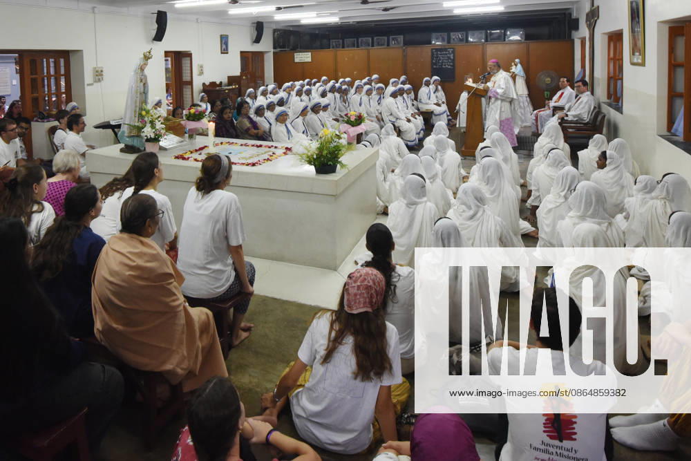 India Saint Teresa Nuns of the Missionaries of Charity offer prayers at the tomb of Saint Teresa of Kolkata on her 116th birth anniversary at the Mother House in Kolkata, India, Wednesday, August 26, 2026.Photo by Debajyoti Chakraborty(Photo: Debajyoti Chakraborty News Images) Kolkata West Bengal India