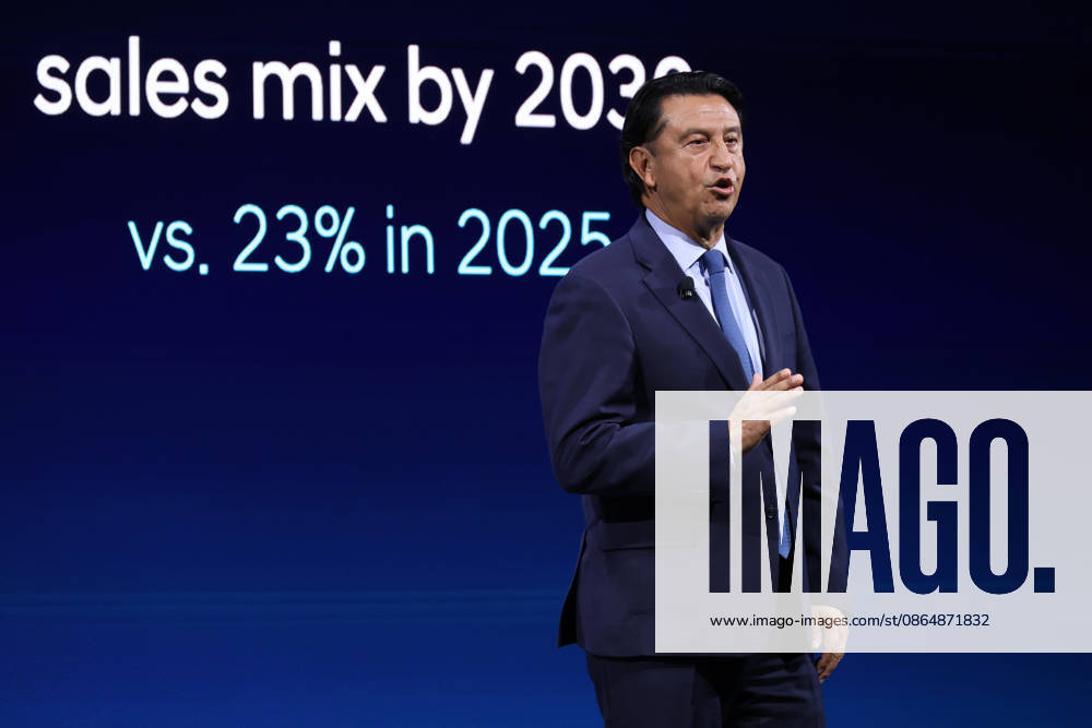 Hyundai announces plan to launch over 100 new vehicle models Jose Munoz, President and CEO of Hyundai Motor Company, speaks during Hyundai Motor s 2026 CEO Investor Day in Seoul, South Korea, on August 26, 2026. Munoz unveiled plans for more than 100 new and refreshed vehicle models, including entry into 18 new segments, to expand the company s hybrid lineup and compete in the global market. Seoul South Korea