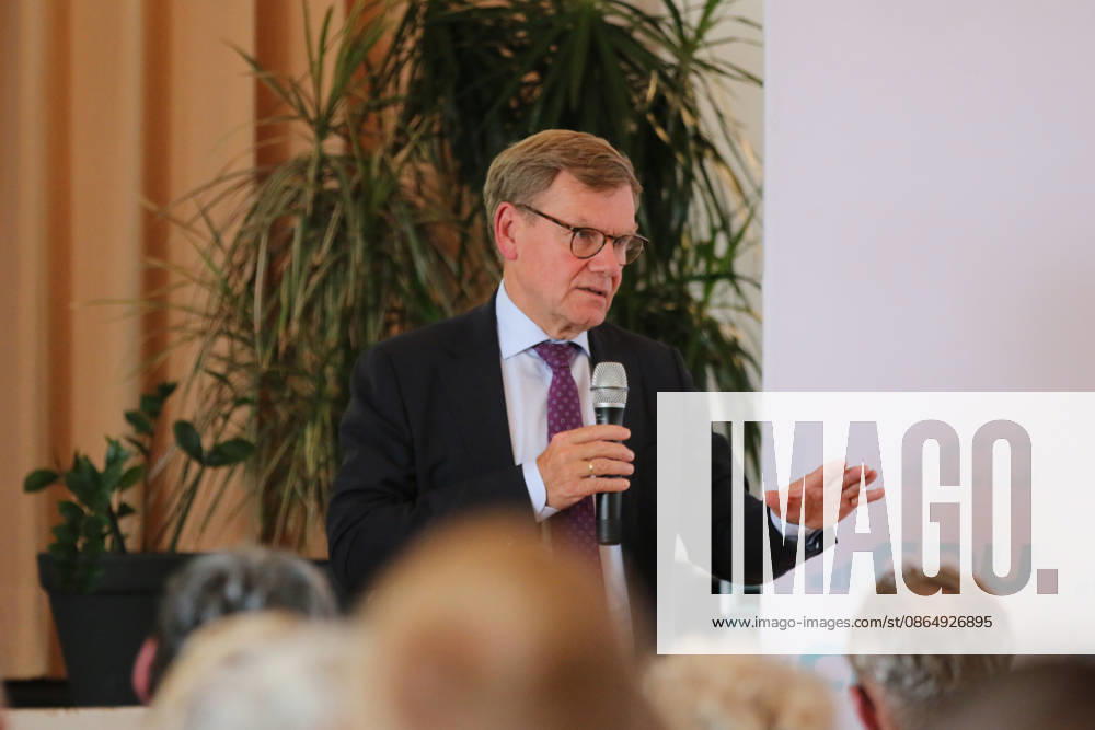 Politics CDU Public Forum with Dr. Johann Wadephul, Sepp Müller, and Dr. Anja Schneider Kornhaus Dessau Dr. Johann Wadephul, CDU, Member of the Bundestag, Federal Minister of Foreign Affairs, during the public forum in Dessau-Roßlau, Saxony-Anhalt, Germany