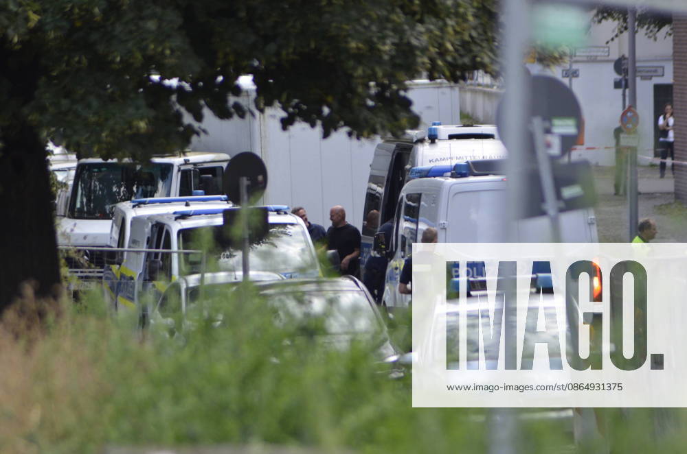 Bomb Discoveries in Berlin-Neukölln, August 26, 2026 7aIMG 0570778 Several views and scenes from the discovery in Berlin, Kiehlufer