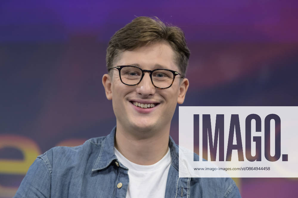 From left: Philipp Tuermer, SPD Chairman of the Jusos, GER, Berlin, studio, guest on *Maischberger*, political talk show, TV, program, hosted by Sandra Maischberger, *Das Erste*, from Adlershof Am Studio 20, August 26, 2026,