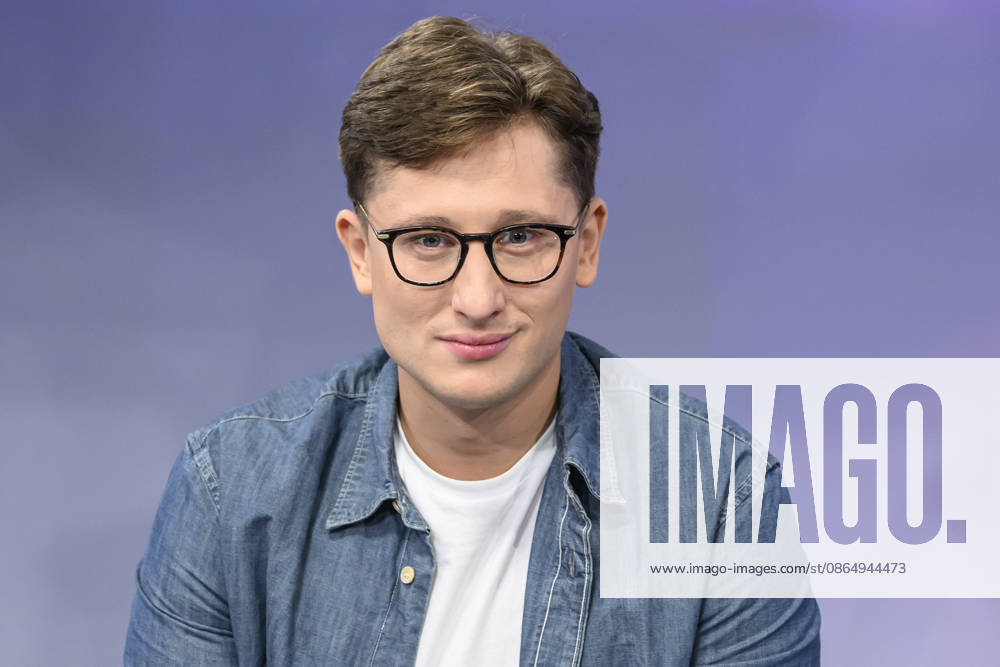 From left: Philipp Tuermer, SPD Chair of the Jusos, GER, Berlin, studio, guest on Maischberger, political talk show, TV program, hosted by Sandra Maischberger, Das Erste, from Adlershof Am Studio 20, August 26, 2026,