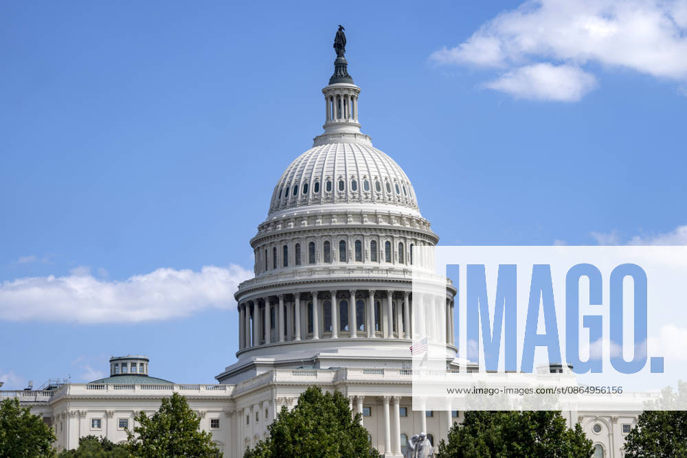The American flag is lowered to half staff over the U.S. Capitol to honor the late country music singer and philanthropist Dolly Parton in Washington, DC on Wednesday, August 26, 2026. Parton died yesterday at the age of 80 after a brief battle with cancer. WAP20260826336 BONNIExCASH