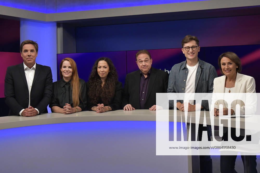 Markus Feldenkirchen, Florence Gaub, Anna Schneider, Oliver Kalkofe, Philipp Türmer, and Sandra Maischberger on the ARD talk show *maischberger* at the studio in Berlin-Adlershof, Berlin, August 26, 2026 Foto:xM.xBehrensx xFuturexImagex maischberger2608_6802