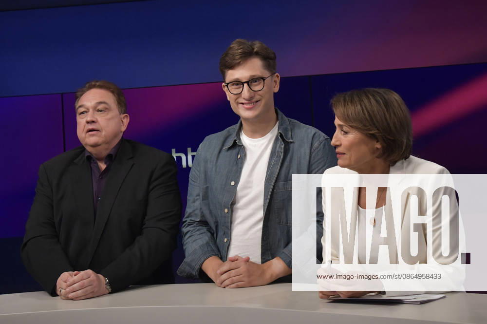Oliver Kalkofe, Philipp Türmer, and Sandra Maischberger on the ARD talk show *maischberger* at the studio in Berlin-Adlershof, Berlin, August 26, 2026 Foto:xM.xBehrensx xFuturexImagex maischberger2608_6804