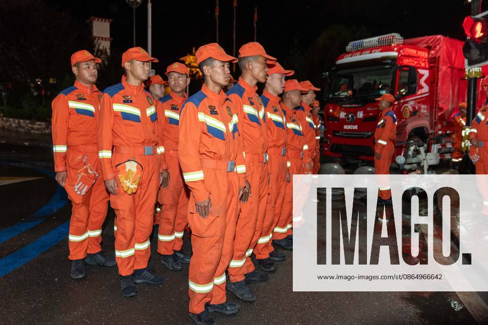 (260827) -- BEIJING, Aug. 27, 2026 -- Rescuers prepare before heading to the mudslide-stricken Gyirong Port in Gyirong County, southwest China s Xizang Autonomous Region, Aug. 27, 2026. Rescue teams are racing to the mudslide-stricken Gyirong Port in southwest China s Xizang Autonomous Region after the disaster caused significant casualties across the China-Nepal border on Wednesday. The mudslide occurred on Wednesday morning in Nepal, resulting in three people dead and 265 missing at Gyirong Port as of 8 p.m., according to initial estimates. ) (SpotNews) CHINA-XIZANG-MUDSLIDE-RESCUE FORCES (CN) TenzingxNimaxQadhup