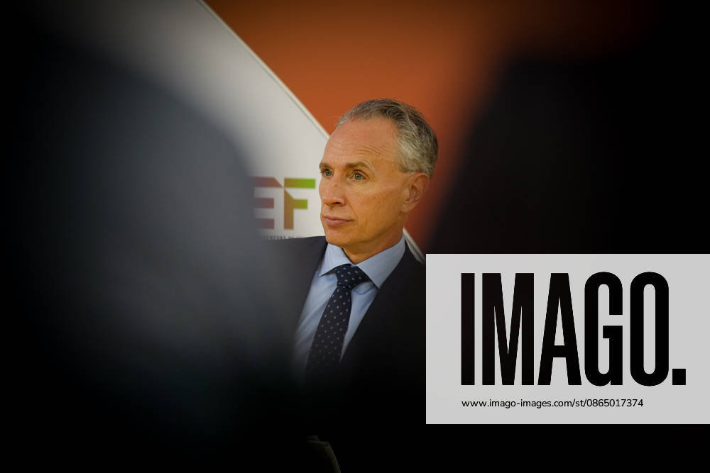 La REF 2026 Aurelien Morissard MAXPPP MAXPPP Paris August 27, 2026 Thomas Buberl, Chief Executive and Director of AXA, during the La REF 2026 meeting of French entrepreneurs, organized by the MEDEF, France’s main employers’ federation, at the Roland Garros venue in Paris on August 27, 2026 Aurelien Morissard MAXPPP Paris France