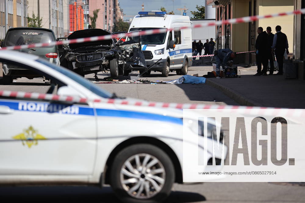 RUSSIA, ST PETERSBURG - AUGUST 27, 2026: The scene of the car blast on Kolpinskoye Shosse highway in Slavyanka neighbourhood, south-east St. Petersburg St Petersburg Russia - ZUMAt113 20260827_zaa_t113_116