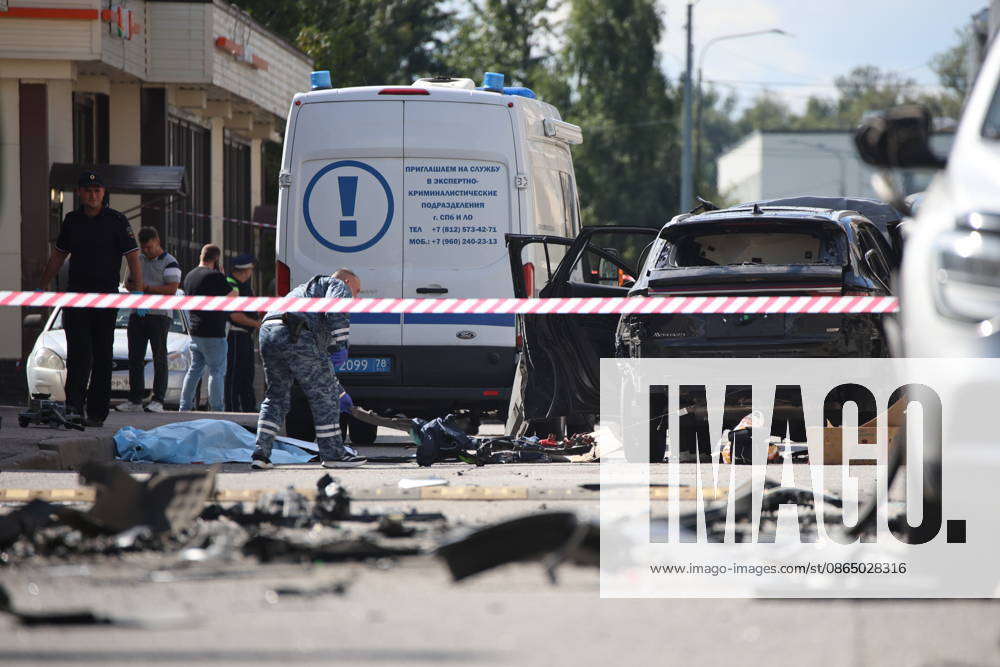 RUSSIA, ST PETERSBURG - AUGUST 27, 2026: The scene of the car blast on Kolpinskoye Shosse highway in Slavyanka neighbourhood, south-east St Petersburg St Petersburg Russia - ZUMAt113 20260827_zaa_t113_120