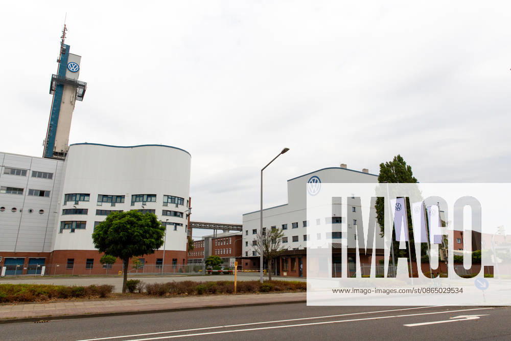Volkswagen factory in Osnabrück, Main Entrance 1083404413