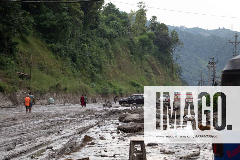 NUWAKOT, NEPAL, AUGUST 26, 2026: Houses and other structures in Trishuli Devighat Bazaar, Nuwakot, are seen damaged following flooding in the Bhotekoshi River in Rasuwa. Nuwakot Nepal - ZUMAq101 20260826_zna_q101_135