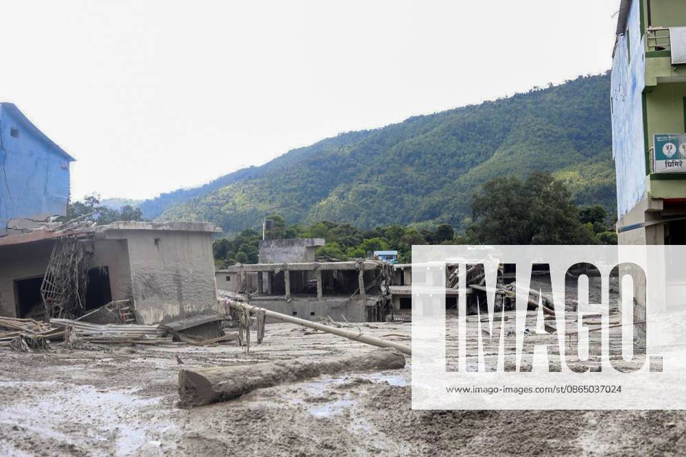 NUWAKOT, NEPAL, AUGUST 26, 2026: Houses and other structures in Trishuli Devighat Bazaar, Nuwakot, are seen damaged following flooding in the Bhotekoshi River in Rasuwa. Nuwakot Nepal - ZUMAq101 20260827_zna_q101_012