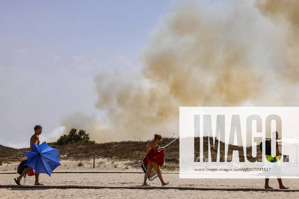 Several fire crews and aerial resources have been deployed to a fire in Gola de Pujol, in El Saler, Valencia. Several people are evacuating the beach during a wildfire on August 27, 2026, in Gola de Pujol, El Saler, Valencia, Valencian Community, Spain. Three aerial resources and six crews from the Valencia Municipal Fire Department are working to extinguish a fire that broke out in Gola de Pujol, within the Devesa de El Saler, a protected area belonging to the Albufera Natural Park, which has already necessitated precautionary evacuations of residential Tower 1 in the Devesa de El Saler area and the parking lot, and has led to the precautionary closure of the CV 500 highway, which connects this natural area with Valencia. AUGUST 27, 2026