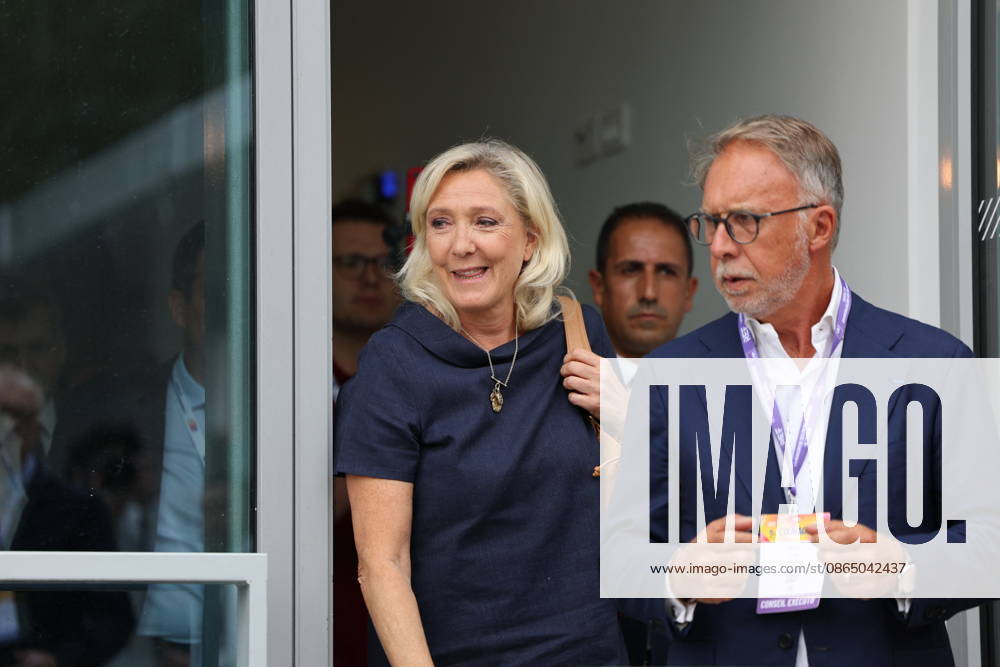 REF Medef - Marine Le Pen Arrives at Presidential Debate President of the Rassemblement National party and 2027 presidential candidate Marine Le Pen arrives at the presidential debate during the La REF 2026 meeting of French entrepreneurs, organised by the MEDEF, France s main employers federation, at the Roland-Garros venue in Paris, France on August 27, 2026. Photo by Raphael Lafargue ABACAPRESS.COM Paris France