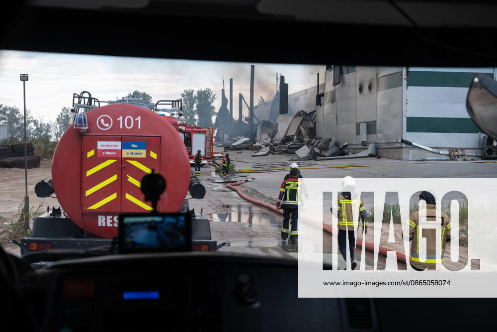 Russian airstrike hits Kyiv KYIV, UKRAINE - AUGUST 27: Aftertmath of a Russian drone attack in Kyiv, Ukraine, on August 27, 2026. Russian forces launched 140 drones on August 27, about 100 of there were jet power, according to the statement released by the Ukrainian airforce. Danylo Antoniuk Anadolu Kyiv Ukraine. Editorial use only. Please get in touch for any other usage.
