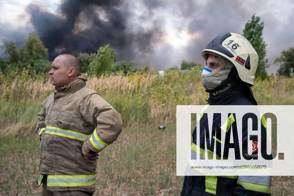 Russian airstrike hits Kyiv KYIV, UKRAINE - AUGUST 27: Aftertmath of a Russian drone attack in Kyiv, Ukraine, on August 27, 2026. Russian forces launched 140 drones on August 27, about 100 of there were jet power, according to the statement released by the Ukrainian airforce. Danylo Antoniuk Anadolu Kyiv Ukraine. Editorial use only. Please get in touch for any other usage.