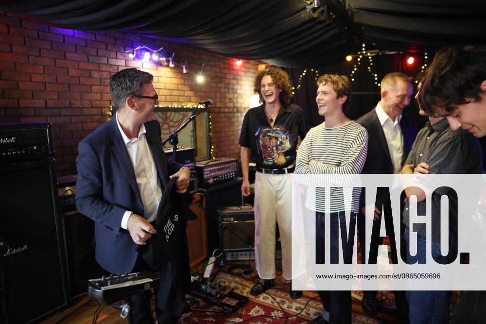 Prime Minister Andy Burnham visits Belfast 27 08 2026. Belfast, United Kingdom. Prime Minister Andy Burnham and Chris Bryant, Secretary of State for Northern Ireland meet The Florentinas band at Oh Yeah Music Centre on their visit to Belfast., Credit:Ben Perry B66 Avalon United Kingdom, Northern Ireland, Belfast
