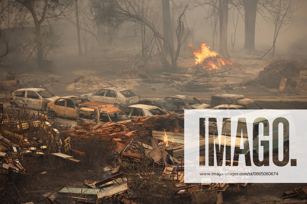 Wildfires in Algeria claim at least 12 lives across several provinces JIJEL, ALGERIA - AUGUST 27: Forest fires in eastern Algerian provinces turn green vegetation to ashes and cause material damage to homes and vehicles in the Beni Aicha village of Boraoui Belhadef Municipality in Jijel, Algeria on August 27, 2026. At least 12 people have died in wildfires that have swept through several provinces in Algeria, Interior Minister Said Sayoud said Wednesday, according to local media. The 159 fire outbreaks reported across the country have claimed five lives in Jijel, four in Bejaia and three in Tizi Ouzou. Hamza Zait Anadolu Jijel Algeria. Editorial use only. Please get in touch for any other usage.