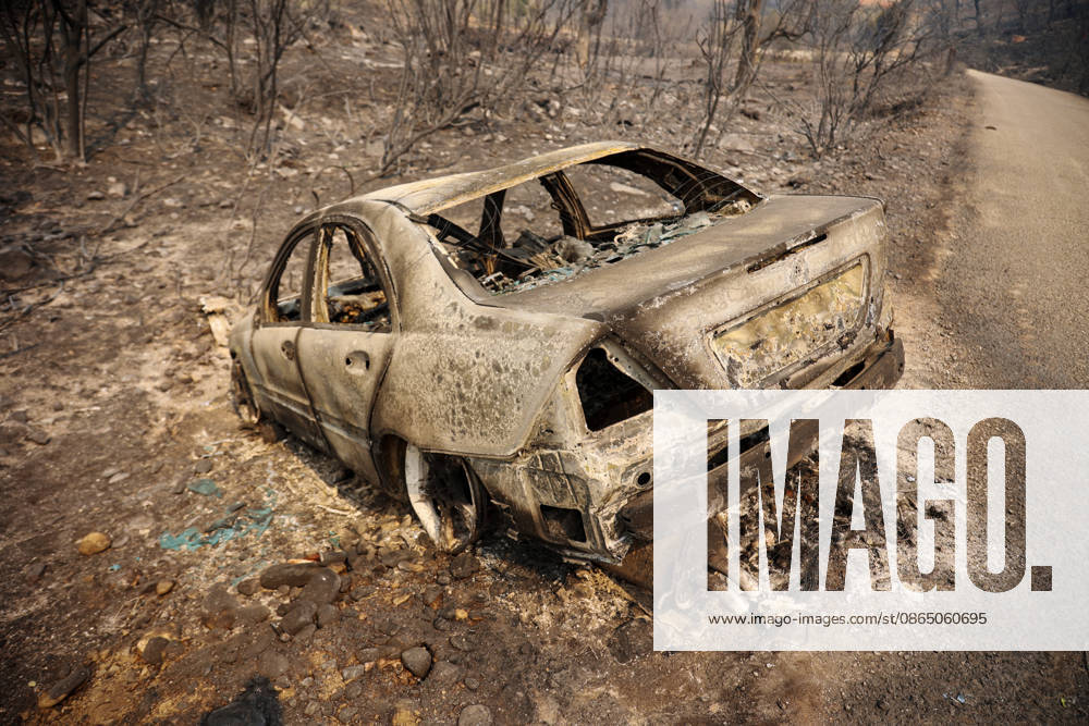 Wildfires in Algeria claim at least 12 lives across several provinces JIJEL, ALGERIA - AUGUST 27: A view of a damaged vehicle as forest fires in eastern Algerian provinces turn green vegetation to ashes and cause material damage to homes and vehicles in the Beni Aicha village of Boraoui Belhadef Municipality in Jijel, Algeria on August 27, 2026. At least 12 people have died in wildfires that have swept through several provinces in Algeria, Interior Minister Said Sayoud said Wednesday, according to local media. The 159 fire outbreaks reported across the country have claimed five lives in Jijel, four in Bejaia and three in Tizi Ouzou. Hamza Zait Anadolu Jijel Algeria. Editorial use only. Please get in touch for any other usage.
