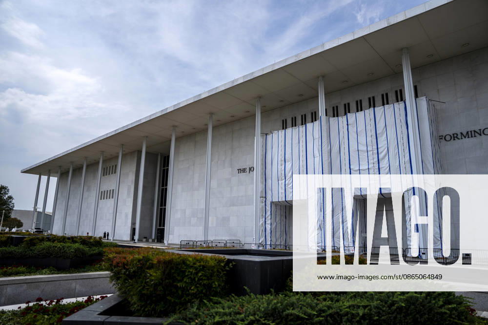 The John F. Kennedy Center for Performing Arts is seen in Washington, DC on Thursday, August 27. 2026. In a court ruling filed earlier this week, the Trump Administration said they may demolish the center if proposed renovation plans are blocked. WAP20260827301 BONNIExCASH
