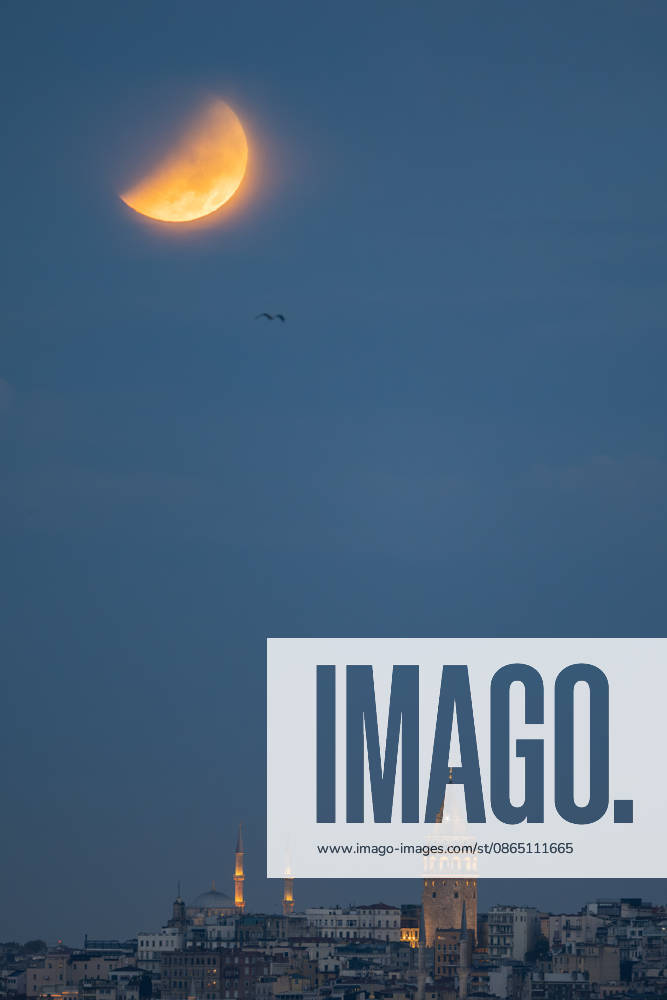 Partial lunar eclipse observed in Istanbul ISTANBUL, TURKIYE - AUGUST 28: A partial lunar eclipse is seen above the Galata Tower as birds fly across the sky in Istanbul, Turkiye, on August 28, 2026. Ahmet Okatali Anadolu Istanbul Turkey. Editorial use only. Please get in touch for any other usage.