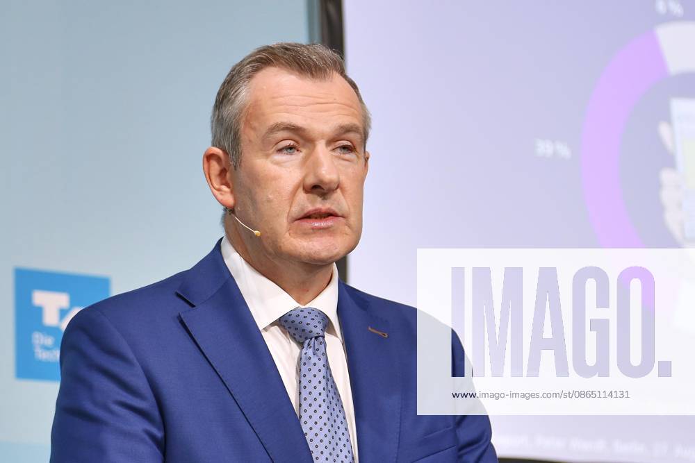 Berlin, Germany, August 27, 2026, Federal Press Conference Center, Techniker Krankenkasse, Social Media Report: Youth Between Like and Limit, Peter Wendt, Market Research Expert at TK