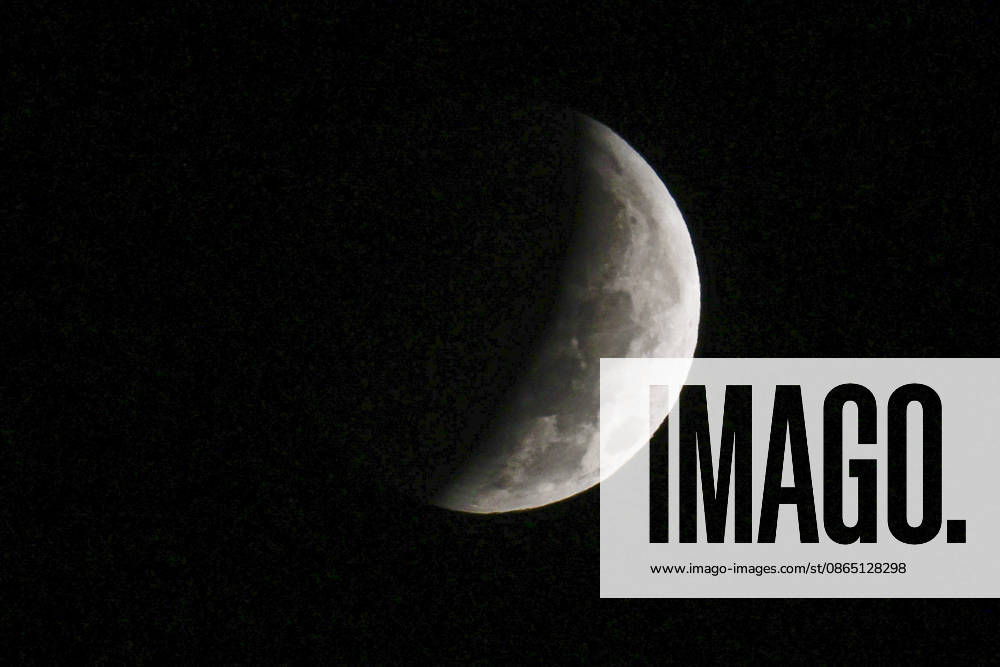Partial Lunar Eclipse over Rome ROME, ITALY - AUGUST 28: The moon is seen during the partial lunar eclipse in Rome, Italy, on August 28, 2026. Riccardo De Luca Anadolu Rome Italy. Editorial use only. Please get in touch for any other usage.