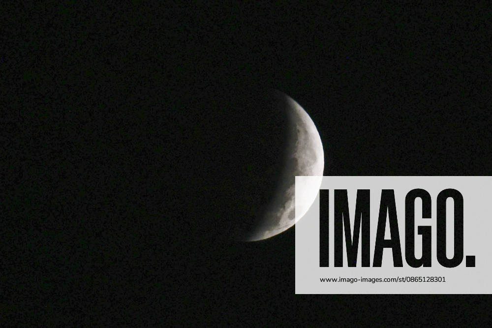 Partial Lunar Eclipse over Rome ROME, ITALY - AUGUST 28: The moon is seen during the partial lunar eclipse in Rome, Italy, on August 28, 2026. Riccardo De Luca Anadolu Rome Italy. Editorial use only. Please get in touch for any other usage.