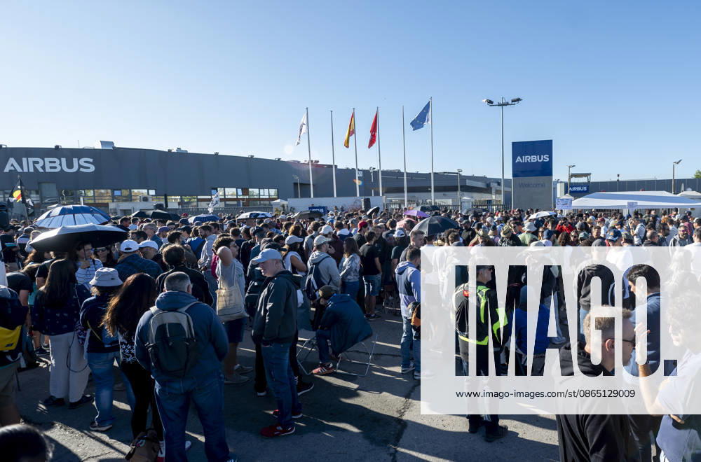 Fourth Day of the Indefinite Strike by Airbus Workers at the Getafe Plant in Madrid Several people on the fourth day of the indefinite strike by Airbus employees, on August 28, 2026, in Getafe, Madrid, Spain. Approximately 14,000 Airbus workers in Spain have been called upon since Tuesday to join an indefinite strike at the multinational’s six plants in the country to demand better wages and working conditions. The Airbus plant in Getafe is the group’s largest in Spain, with around 9,000 employees. AUGUST 28, 2026 Spain
