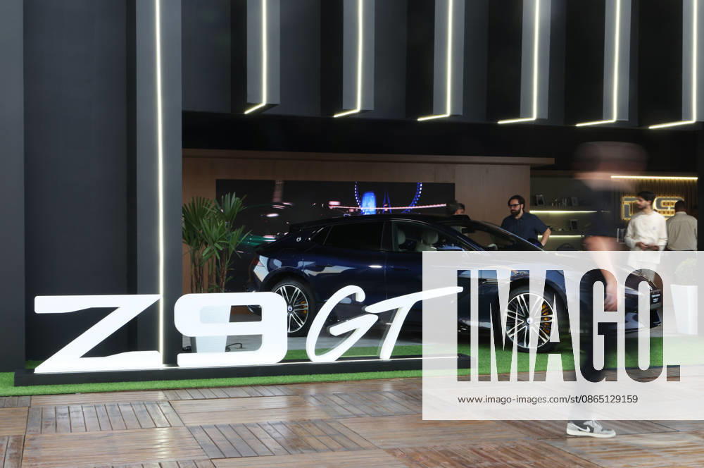 (260828) -- SAO PAULO, Aug. 28, 2026 -- This photo taken on Aug. 27, 2026 shows the booth of Denza, Chinese automaker BYD s premium brand, at the auto edition of the Festival Interlagos 2026 in Sao Paulo, Brazil. The four-day auto edition of the Festival Interlagos 2026 kicked off on Thursday at the Autodromo Jose Carlos Pace in Sao Paulo. Chinese carmakers showcase their new models of new energy vehicles at the event. ) BRAZIL-SAO PAULO-FESTIVAL INTERLAGOS-AUTO EDITION-CHINESE AUTOMAKERS JinxHaoyuan