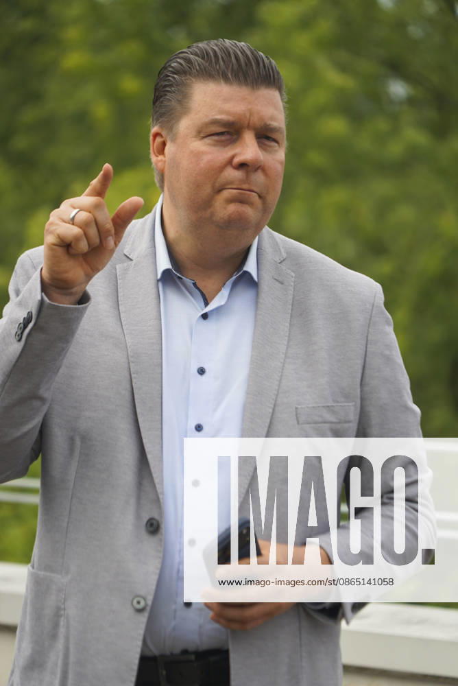 CNTV SOLAR ROOF Dr. Andreas Dressel, Senator for the Hamburg Tax Authority, SPD politician; Inauguration and unveiling of the new solar roof for the University of Hamburg administration on August 28, 2026, in Hamburg, Hamburg, Germany