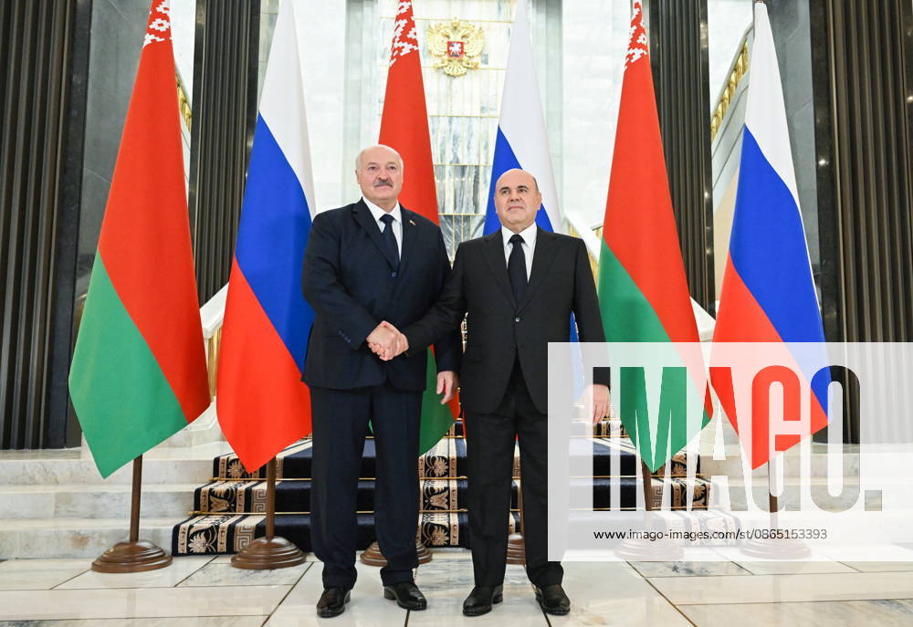 RUSSIA, MOSCOW - AUGUST 28, 2026: Russia s Prime Minister Mikhail Mishustin (R) and Belarus President Alexander Lukashenko shake hands during a meeting at the House of the Russian Government Moscow Russia - ZUMAt113 20260828_zaa_t113_259