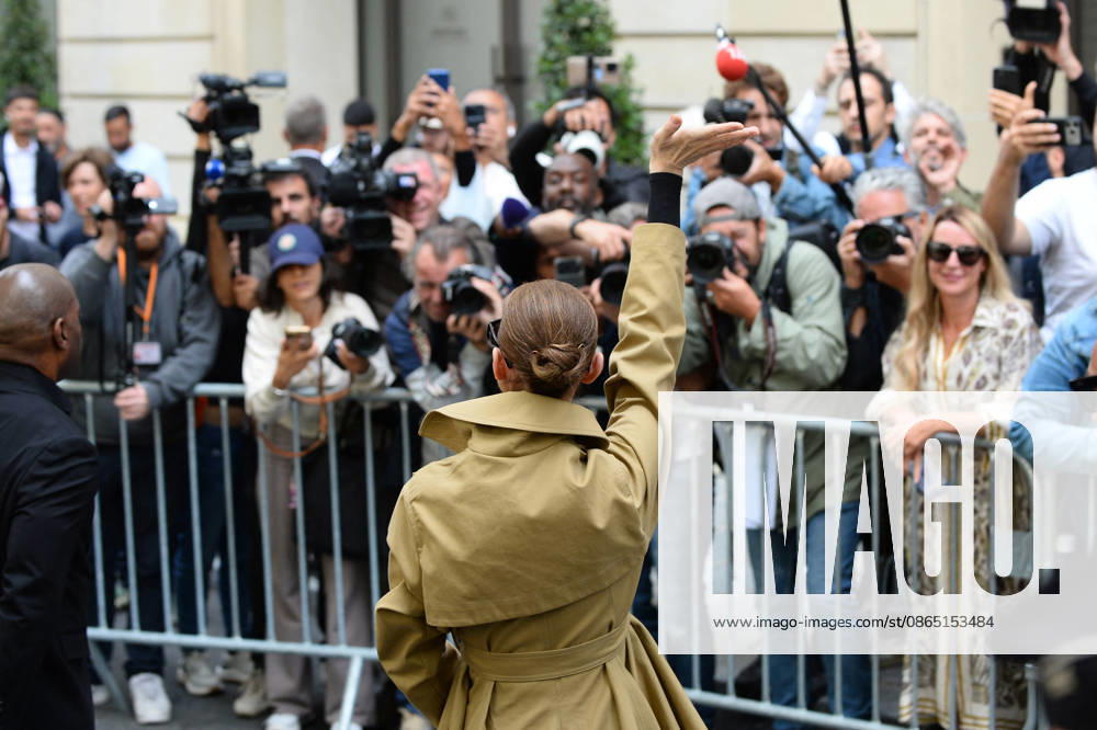 Céline Dion was cheered by her fans upon her arrival at the Royal Monceau hotel in Paris on August 28, 2026. Céline Dion plans to perform a series of 16 concerts in France, after more than six years away from the stage due to the rare neurological condition she suffers from. Her shows will begin on September 12, 2026, at the Plenitude Arena in Nanterre, Hauts-de-Seine. She plans to perform three concerts a week, on Wednesdays, Fridays, and Saturdays, in front of more than 30,000 spectators per night. Ten additional concerts are also scheduled for May 2027. Céline Dion was greeted by fans upon her arrival at the Royal Monceau luxury hotel in Paris on August 28, 2026. She plans to perform a series of 16 concerts in France, marking her return