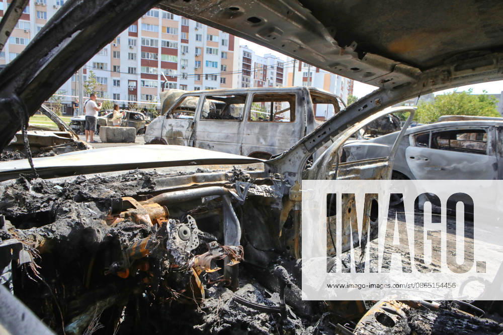 Burnt-out cars are parked outside apartment blocks after a Russian drone attack on Vyshneve, Bucha district, Kyiv region, Ukraine, August 28, 2026. A drone struck the courtyard of a residential complex, sparking a large-scale fire that destroyed more than a dozen civilian vehicles. The powerful shock wave shattered windows and damaged the facades of nearby high-rise buildings. One man was killed in the Bucha district in this morning’s attack, and another civilian sustained multiple shrapnel wounds. (Photo by Volodymyr Tarasov Ukrinform) Aftermath of Russian drone attack in Vyshneve in Kyiv region