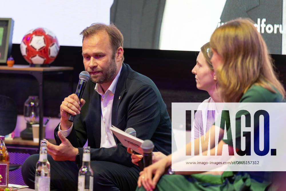 Gamescom 2026 in Cologne, August 28, 2026 Robert VOIGTSBERGER, Deputy Mayor for Education, Youth, and Sports of the City of Cologne, and Verena SCHÄFFER, North Rhine-Westphalia State Minister for Children, Youth, Family, Equality, Refugees, and Integration (The Greens) Gamescom 2026, the world’s