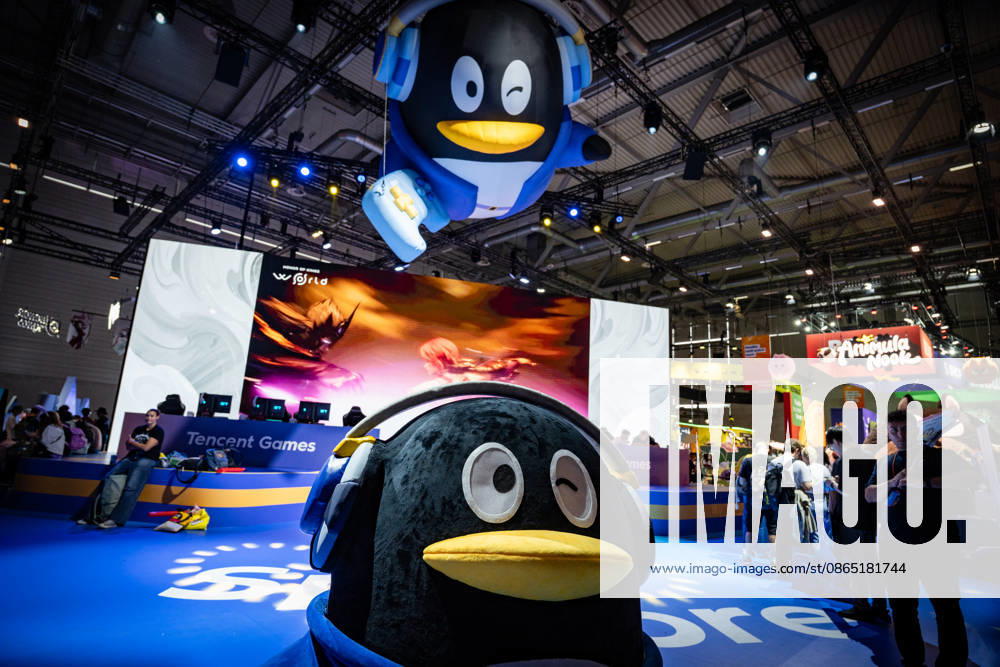 Gamescom 2026 in Cologne: A view of the exhibition spaces in Cologne’s trade fair halls. Gamescom 2026 in Cologne—which it claims is the world’s largest trade fair for computer and video games in terms of exhibition space and number of visitors—Cologne, North Rhine-Westphalia, Germany, Trade Fair Grounds