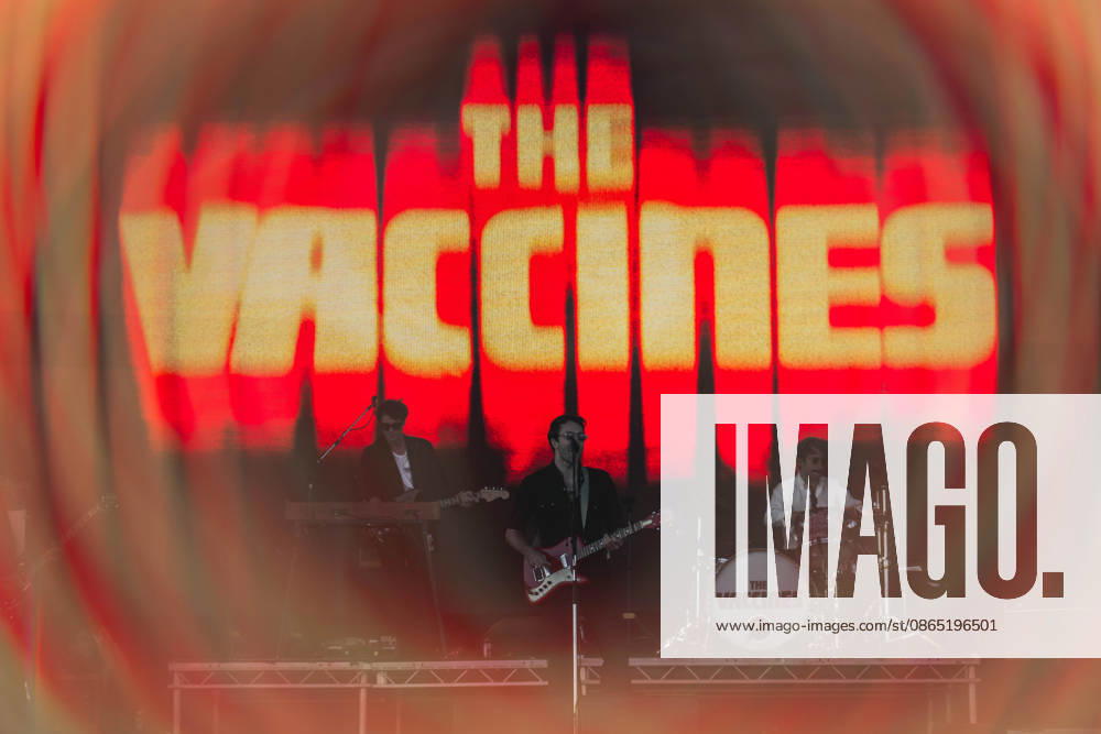 The Vaccines at Victorious Festival Portsmouth 28 August 2026 The Vaccines performing at Victorious Festival Southsea Portsmouth 28 aug 2026, Credit:commonlight James Boughton Avalon